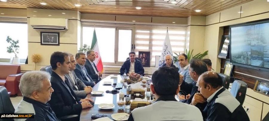 دیدار رئیس دانشگاه ملی مهارت با مدیرعامل پتروشیمی اصفهان 2